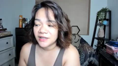 delightfulcurvy online show from April 14, 12:14 am