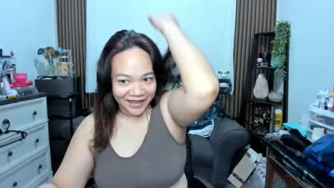 delightfulcurvy online show from March 2, 1:32 am