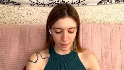 Sia online show from March 10, 12:53 pm