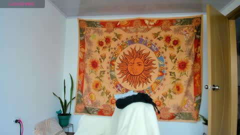 demeter__ online show from April 9, 7:19 pm