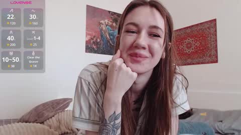 Snapshot of demiamour chatting on February 26, 12:05 pm Demi. not your babybabebb and other shit online show from February 26, 12:05 pm