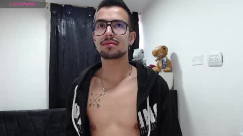 demian_val_4 online show from February 11, 12:09 pm