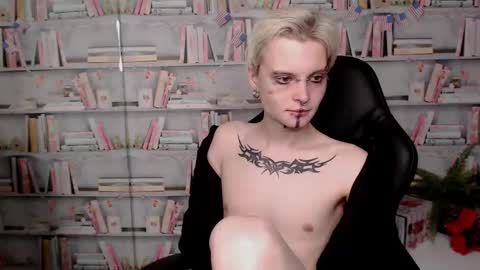 demianenglen online show from March 12, 4:08 am