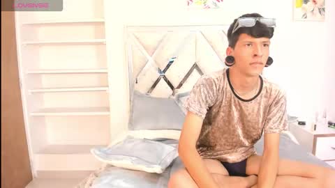 Demian and Salvatore online show from September 24, 6:47 pm