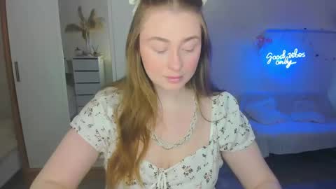 Sophie online show from February 9, 7:15 am