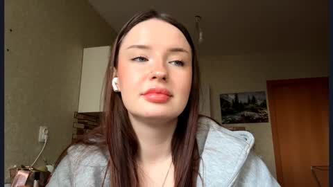 Annie online show from December 22, 11:17 am