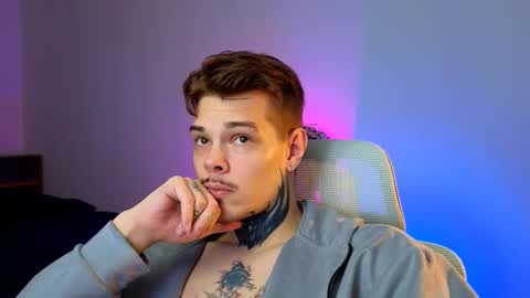 Denis online show from February 15, 5:33 pm