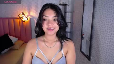 Snapshot of deniserichard2 chatting on October 12, 1:15 pm D E N I S  online show from October 12, 1:15 pm