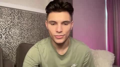 Den online show from February 17, 7:47 am