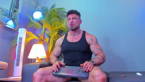 dennis_cox_ online show from October 5, 5:53 pm