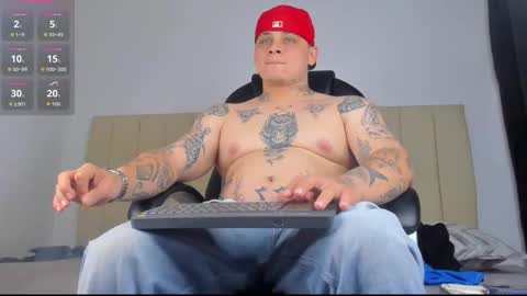 dennis munera online show from February 1, 8:39 pm