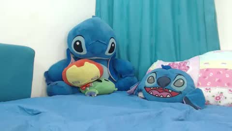derek_44 online show from May 28, 1:58 am