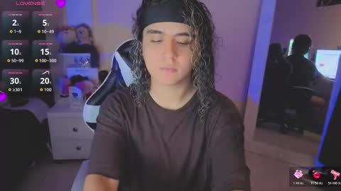 derek grey online show from March 10, 9:29 pm