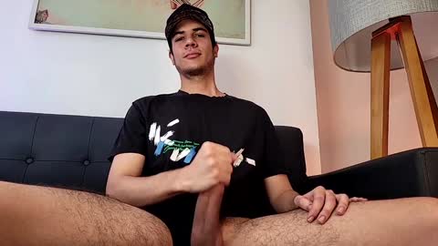 Derek independent model  online show from December 2, 3:09 pm