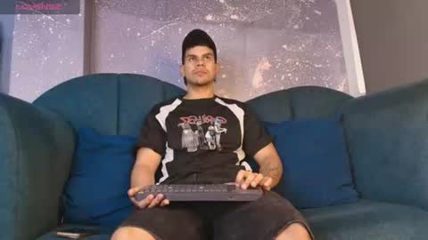 derek_voss online show from July 2, 12:32 pm