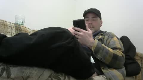 Snapshot of derf007 chatting on March 4, 5:03 pm derf007 online show from March 4, 5:03 pm