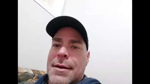 Snapshot of derf007 chatting on February 22, 12:18 pm derf007 online show from February 22, 12:18 pm