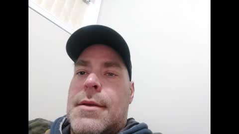 Snapshot of derf007 chatting on February 24, 5:31 pm derf007 online show from February 24, 5:31 pm