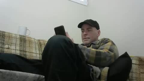 Snapshot of derf007 chatting on February 22, 3:25 pm derf007 online show from February 22, 3:25 pm