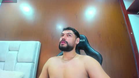 DerryBigger CM online show from March 6, 9:47 pm