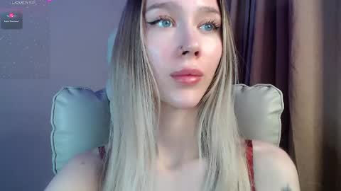 Ari online show from April 4, 5:20 pm