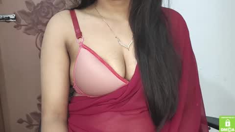 Snapshot of desicoupleshow chatting on February 14, 12:51 am Eva and Adam online show from February 14, 12:51 am