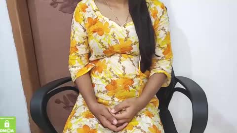 Snapshot of desicoupleshow chatting on February 20, 4:18 am Eva and Adam online show from February 20, 4:18 am