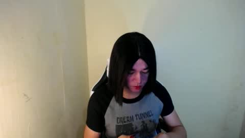 Snapshot of desirable_lorinexx chatting on February 16, 3:26 am LORINE online show from February 16, 3:26 am