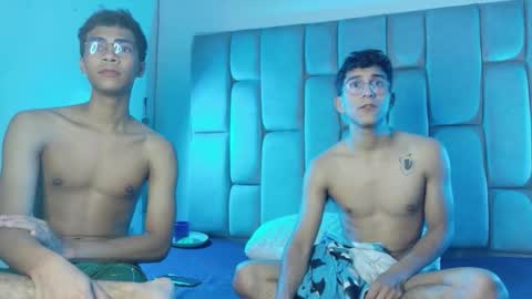 desire4duo online show from February 24, 11:02 am