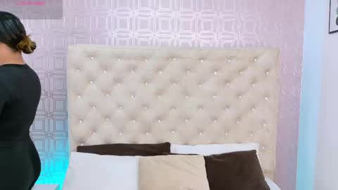 Sara Desire online show from October 4, 12:25 pm