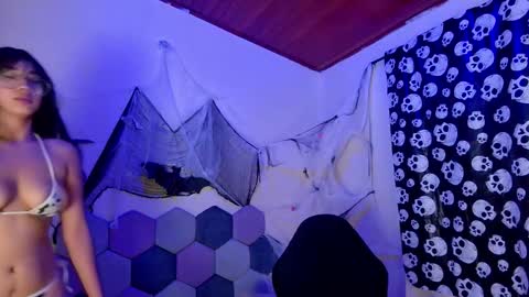 TORI AND MR. BEAR online show from October 26, 12:55 am