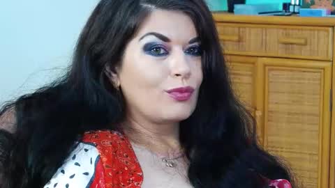 HellenMoon online show from November 28, 9:38 am