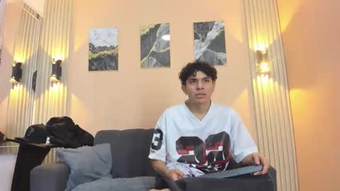 desiresofolympus_ online show from April 23, 8:54 pm