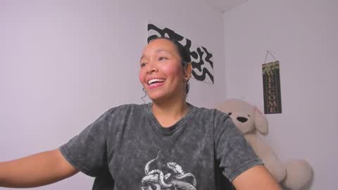 desty_y online show from February 22, 7:23 am