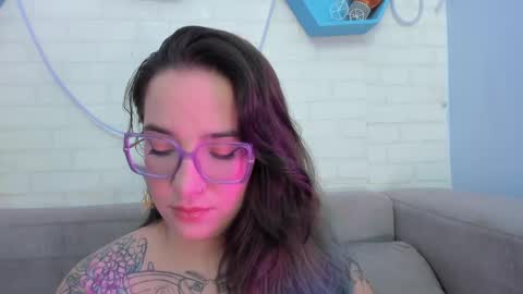 Deva Blue online show from February 10, 6:53 am