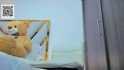 Devin Hunter online show from November 5, 2:41 pm