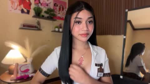 Devine Greyson online show from January 6, 6:12 pm