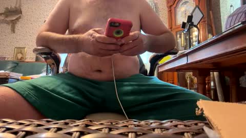 RI guy online show from May 27, 12:13 pm