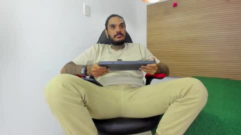 dhaian online show from November 17, 9:06 pm