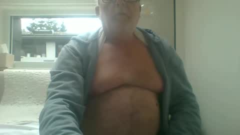 Snapshot of dial76 chatting on January 19, 10:50 am dial76 online show from January 19, 10:50 am