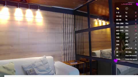 Camila and Megan online show from March 5, 11:08 am