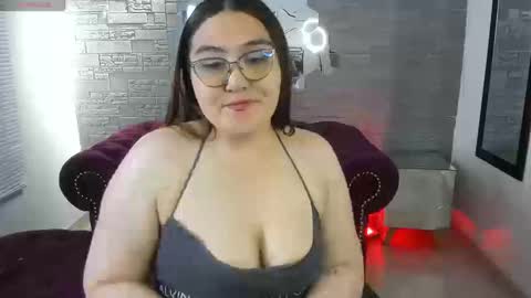 Snapshot of diamondfox_m chatting on September 19, 2:43 pm Your Diamond online show from September 19, 2:43 pm
