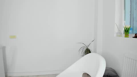 diamondkay_ online show from March 31, 8:04 am