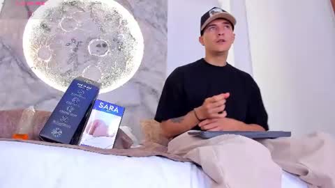 diamondss_1 online show from July 9, 11:42 pm