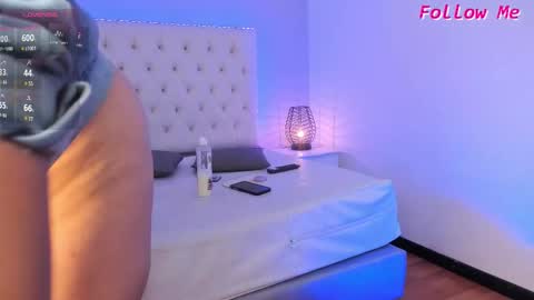 Diana Tamayo online show from December 4, 9:47 pm