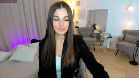 Diana online show from March 12, 1:37 pm