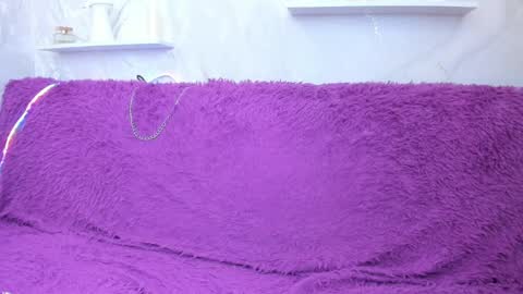 dianabardot online show from April 4, 9:38 am