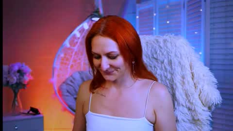 dianatorrens online show from February 21, 1:47 pm