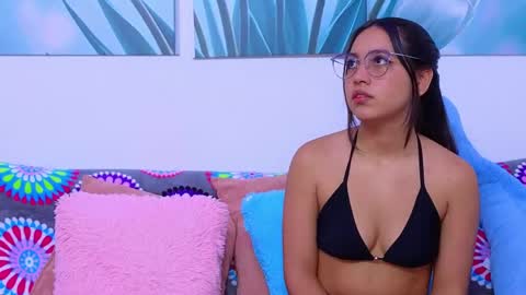 Ana  Leo online show from May 26, 3:51 pm
