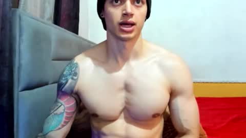 jhon online show from December 15, 6:59 pm